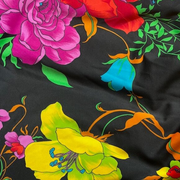 VaVa by Joy Han Vivid Floral Print Puff Sleeve Sexy Cold Shoulder Top Size M - Picture 8 of 10